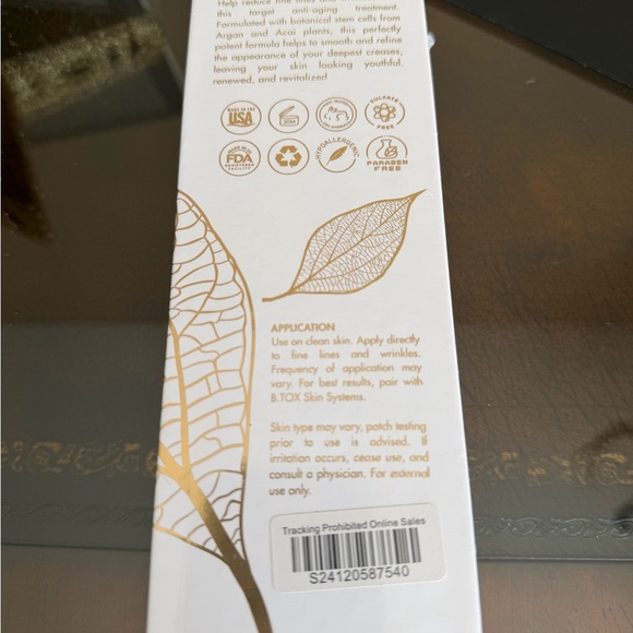 Wrinkle Solution - Picture 3 of 5